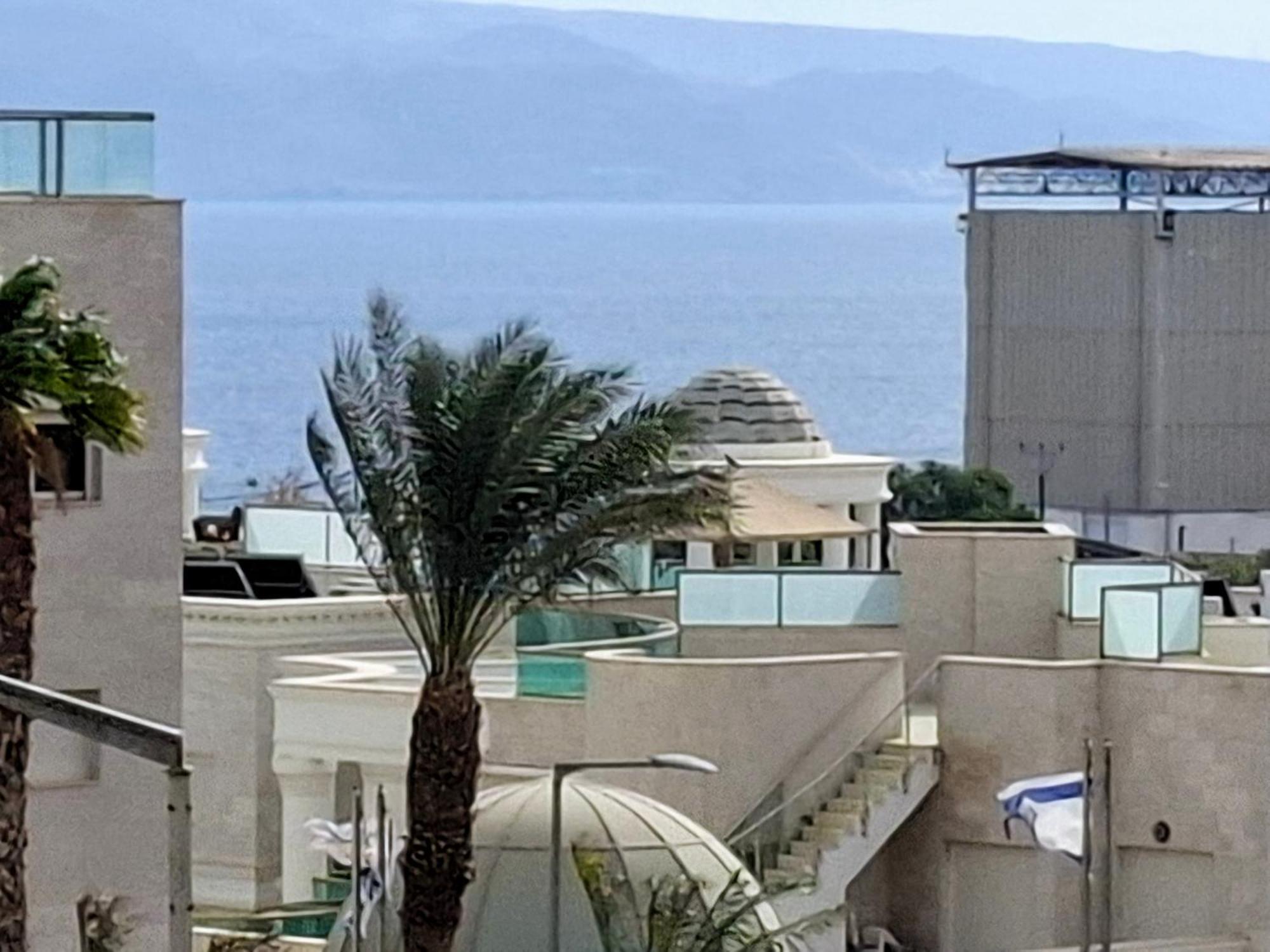 Holiday home Shohamseaview *